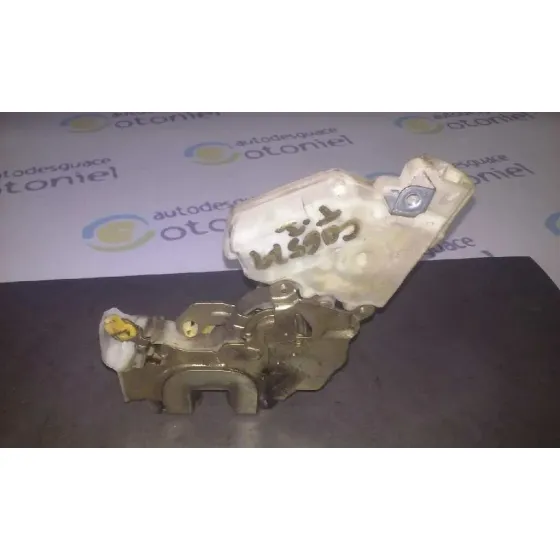 Cerradura Puerta Trasera Izquierda para Nissan Terrano/Terrano.ii (R20)