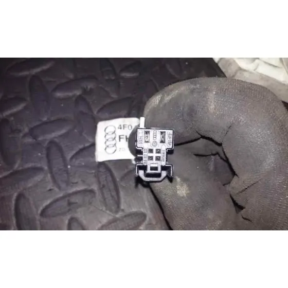 Motor Elevalunas Delantero Derecho para Audi A6 Berlina (4F2)