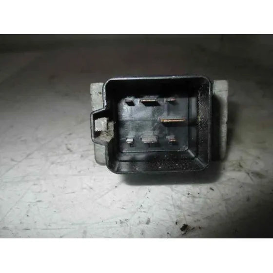 Caja Precalentamiento para Renault Trafic Combi (Ab 4.01)