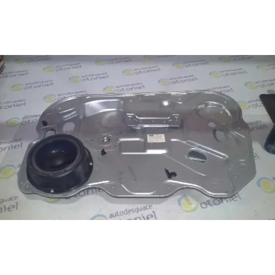 Elevalunas Delantero Derecho para Ford Focus Berlina (Cap)