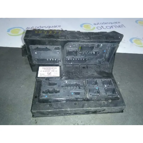 Caja Reles / Fusibles para Mercedes-Benz Clase Cls (W219)