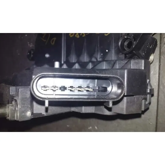 Cerradura Puerta Delantera Izquierda para Ford Focus Lim. (Cb8)