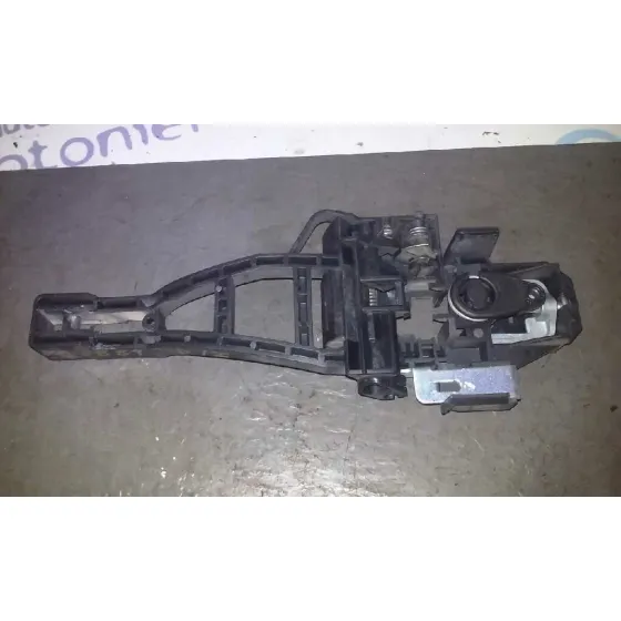 Maneta Exterior Delantera Izquierda para Ford Focus Lim. (Cb8)