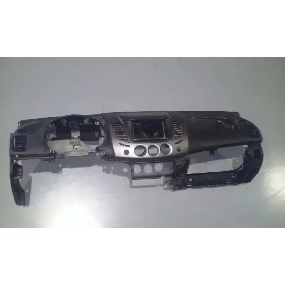 Salpicadero para Mitsubishi L 200 (Ka0/Kb0)