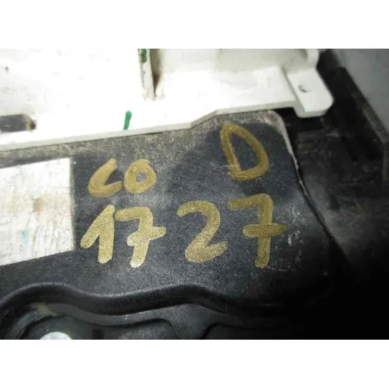 Cerradura Puerta Delantera Derecha para Mitsubishi L 200 (Ka0/Kb0)