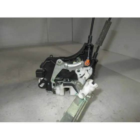Cerradura Puerta Delantera Derecha para Mitsubishi L 200 (Ka0/Kb0)