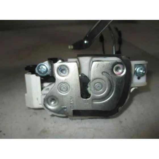 Cerradura Puerta Delantera Derecha para Mitsubishi L 200 (Ka0/Kb0)