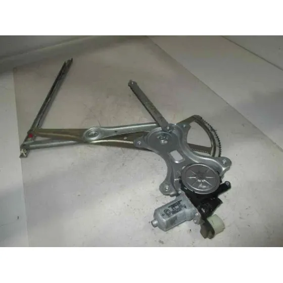 Elevalunas Delantero Derecho para Mitsubishi L 200 (Ka0/Kb0)