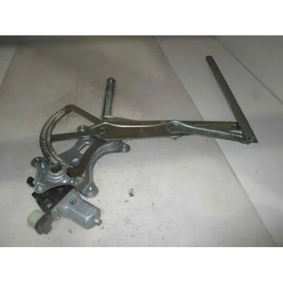 Elevalunas Delantero Derecho para Mitsubishi L 200 (Ka0/Kb0)