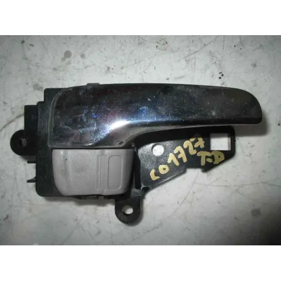 Maneta Interior Trasera Derecha para Mitsubishi L 200 (Ka0/Kb0)
