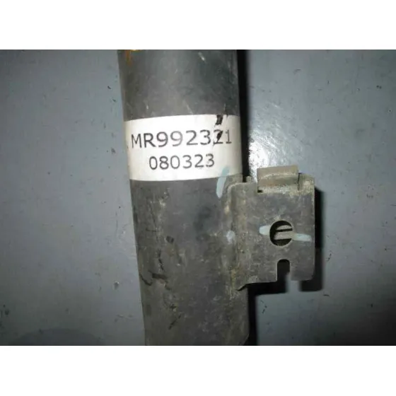 Amortiguador Delantero Izquierdo para Mitsubishi L 200 (Ka0/Kb0)