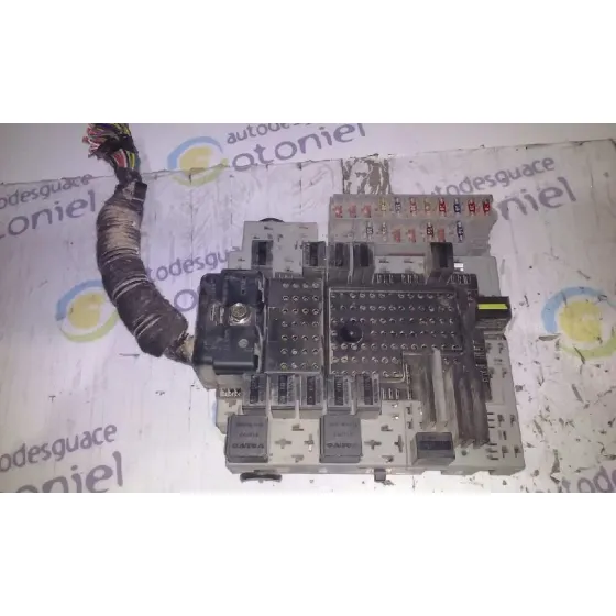 Caja Reles / Fusibles para Volvo Xc70