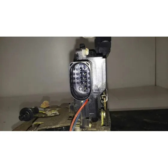 Cerradura Puerta Delantera Derecha para Audi A6 Berlina (4B2)