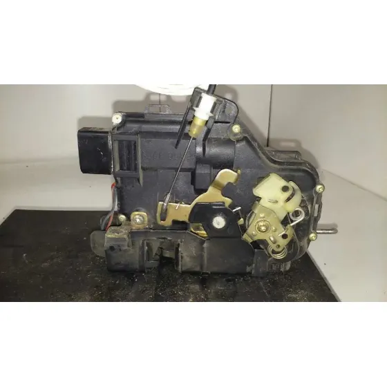 Cerradura Puerta Delantera Derecha para Audi A6 Berlina (4B2)