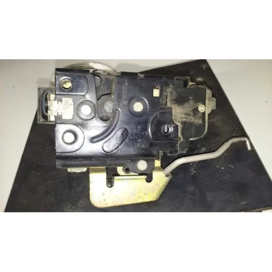 Cerradura Puerta Delantera Derecha para Audi A6 Berlina (4B2)