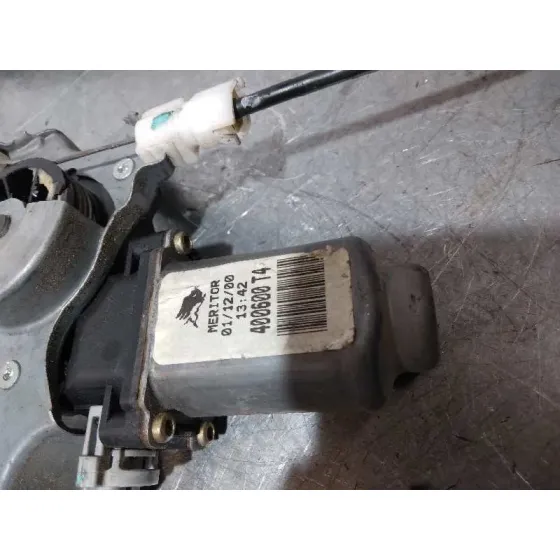 Elevalunas Delantero Derecho para Nissan Primera Berlina (P11)