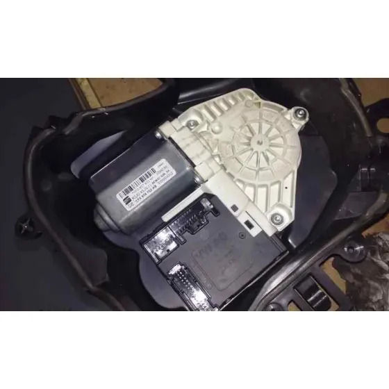 Elevalunas Delantero Derecho para Seat Leon (1P1)