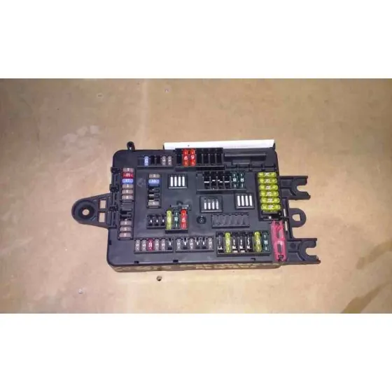Caja Reles / Fusibles para Bmw Serie 1 Lim. (F20)