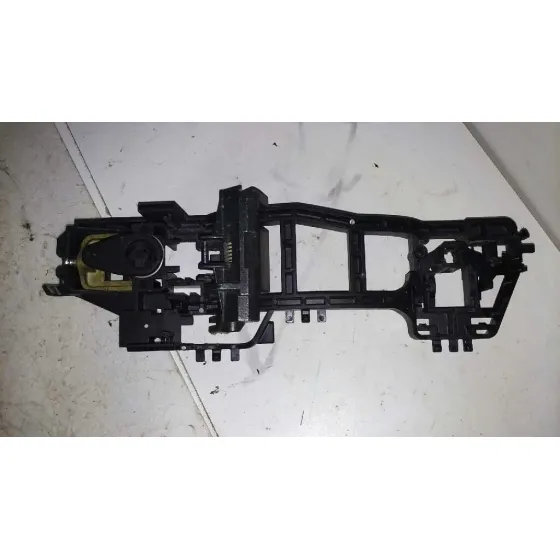 Maneta Exterior Delantera Izquierda para Ford Focus Berlina (Cap)