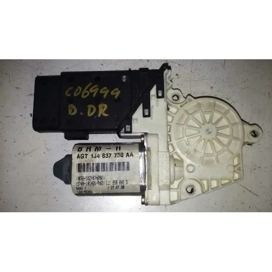 Motor Elevalunas Delantero Derecho para Volkswagen Golf Iv Berlina (1J1)