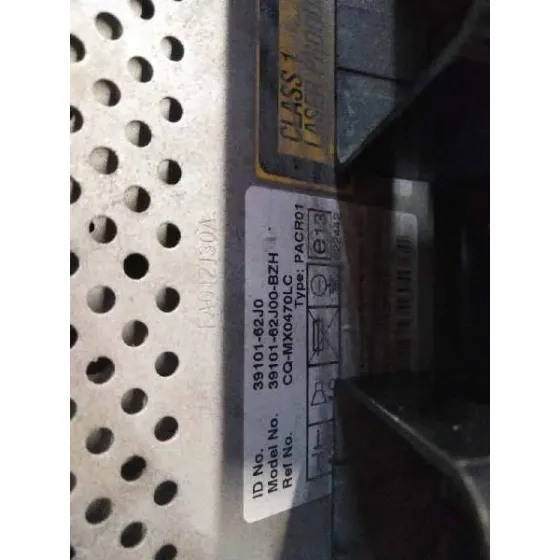 Sistema Audio / Radio Cd para Suzuki Swift Berlina (Mz)