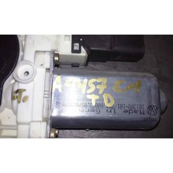 Motor Elevalunas Trasero Derecho para Seat Leon (1M1)