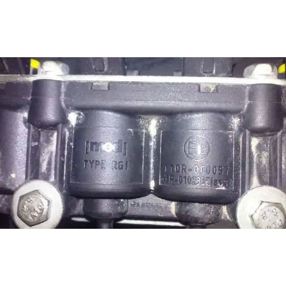Inyector para Skoda Fabia Combi (5J5)