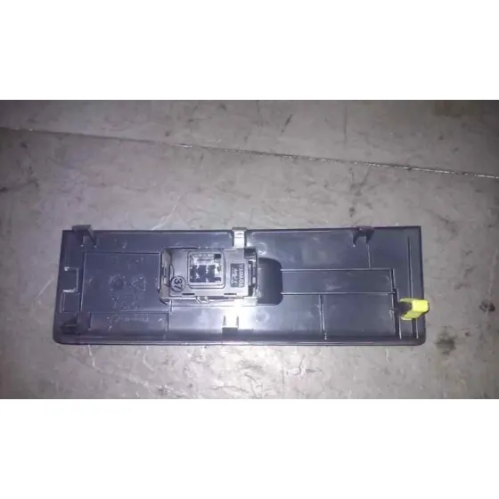 Mando Elevalunas Delantero Derecho para Toyota Corolla Verso (R1)