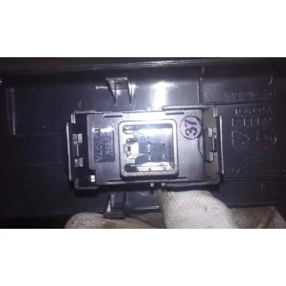 Mando Elevalunas Delantero Derecho para Toyota Corolla Verso (R1)