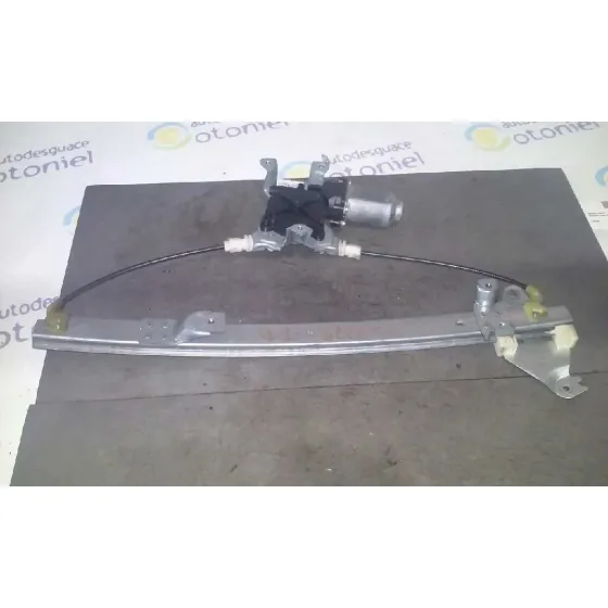 Elevalunas Trasero Derecho para Nissan Primera Berlina (P12)