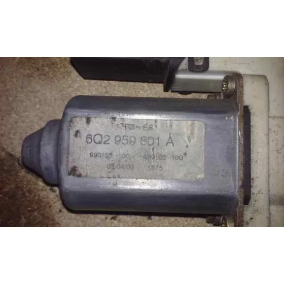 Motor Elevalunas Delantero Derecho para Seat Ibiza (6L1)