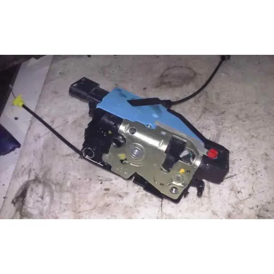 Cerradura Puerta Trasera Derecha para Peugeot 3008