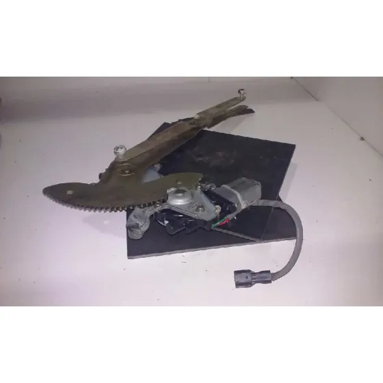 Elevalunas Delantero Derecho para Kia Carnival Ii