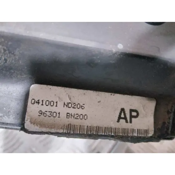 Retrovisor Derecho para Nissan Almera (N16/E)