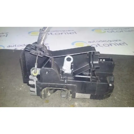 Cerradura Puerta Delantera Derecha para Renault Trafic Combi (Ab 4.01)