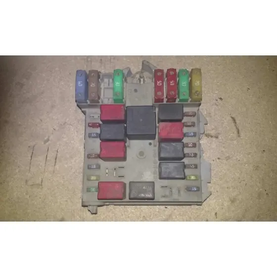 Caja Reles / Fusibles para Fiat Stilo (192)