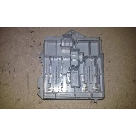 Caja Reles / Fusibles para Fiat Stilo (192)