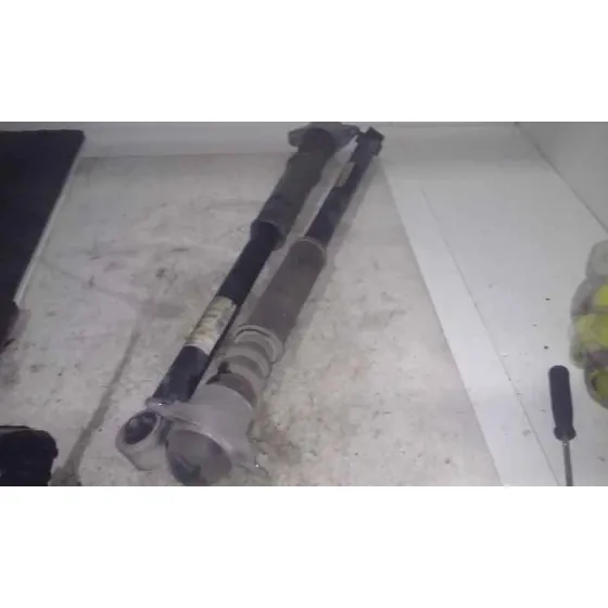 Amortiguador Trasero Izquierdo para Volkswagen Polo (6R1)