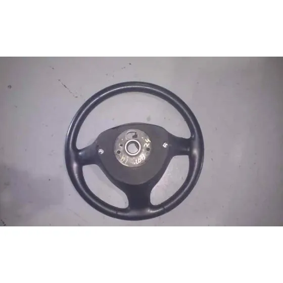 Volante para Volkswagen Passat Berlina (3B3)