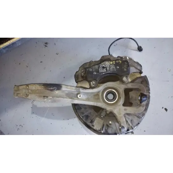 Mangueta Delantera Izquierda para Audi Q7 (4L)