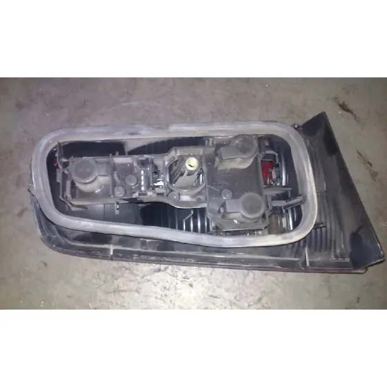 Piloto Trasero Derecho Interior para Renault Laguna Ii (Bg0)