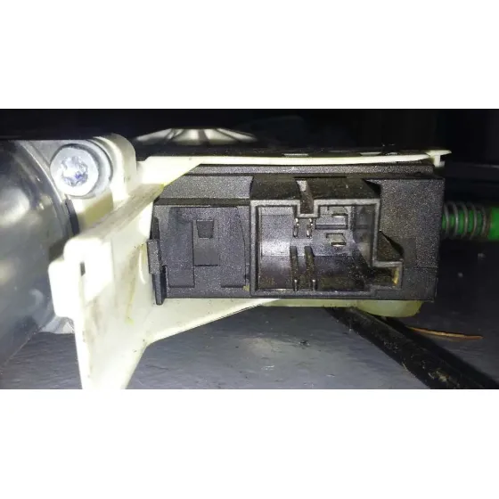 Elevalunas Delantero Izquierdo para Audi Q7 (4L)
