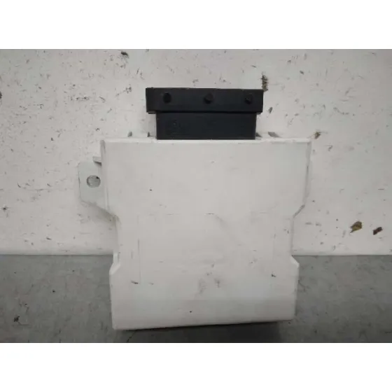 Modulo Electronico para Toyota Avensis Berlina (T25)