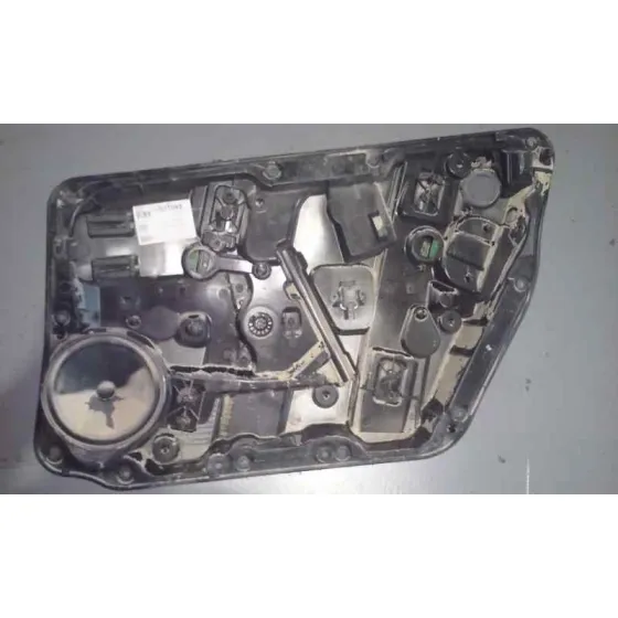 Elevalunas Delantero Derecho para Mercedes-Benz Clase A (W176)