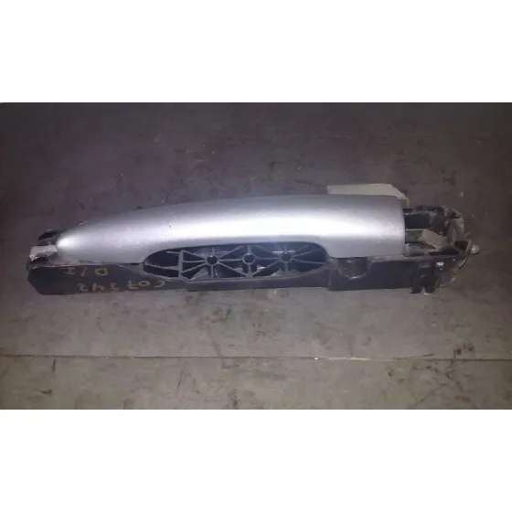 Maneta Exterior Delantera Izquierda para Nissan Primera Trav. (P12)