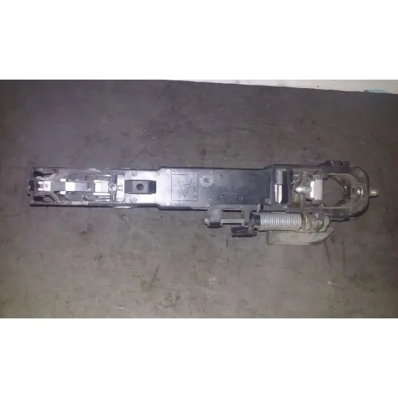 Maneta Exterior Delantera Izquierda para Nissan Primera Trav. (P12)