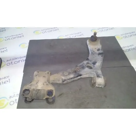 Brazo Suspension Inferior Delantero Izquierdo para Mazda 3 Lim. (Bl)
