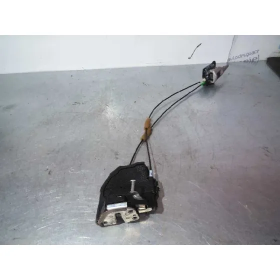 Cerradura Puerta Trasera Derecha para Toyota Corolla (E15)
