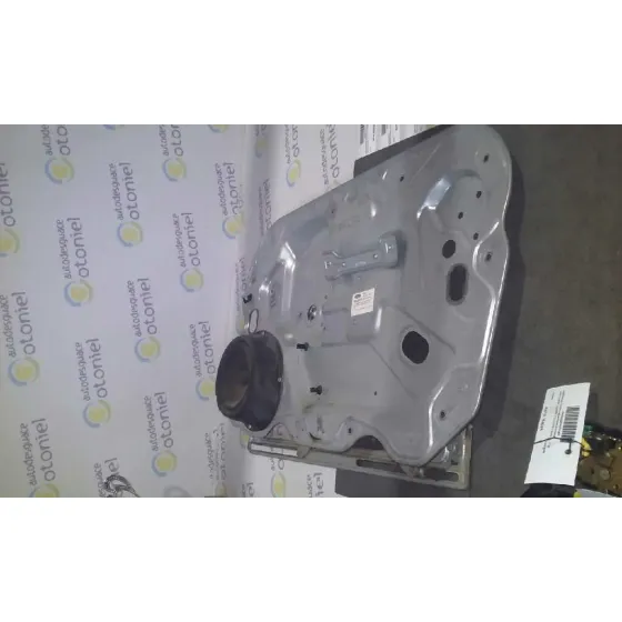 Elevalunas Delantero Derecho para Ford Focus Berlina (Cap)