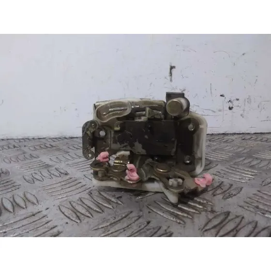 Cerradura Puerta Trasera Derecha para Honda Accord Berlina (Cg7-9/Ch1-7)